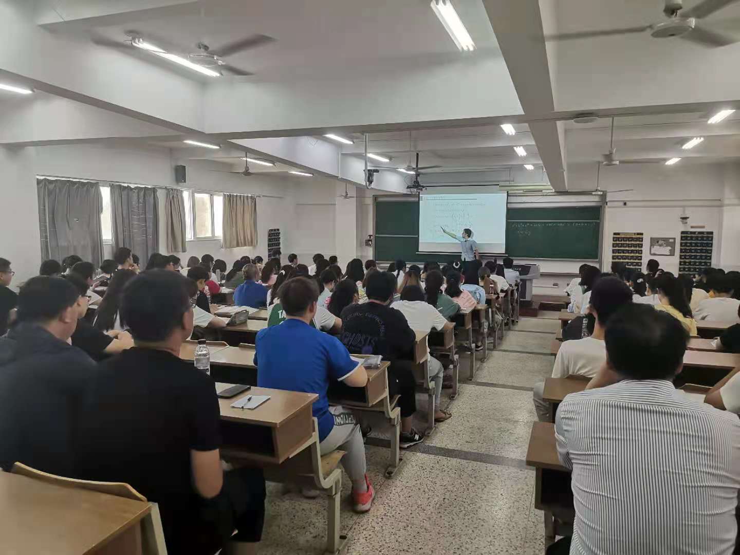 548267f692b4779efab6717ab0e50e6